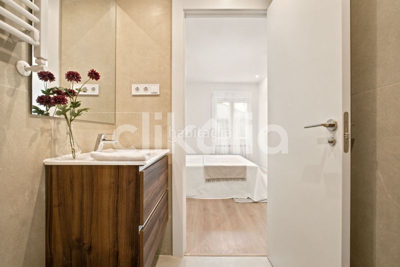Foto 4b53e433-3cfc-4a42-9691-cf886073985b. Piso en Palos de Moguer Madrid