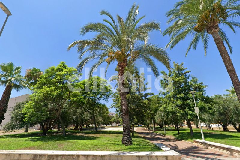 Foto 6cf13c91-1d04-4500-8c06-d2d8f682698b. Casa en Carcaixent