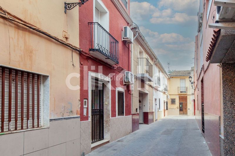 Foto 8fcc668a-18eb-4387-abf3-9f5c0586cefb. Casa en Carcaixent