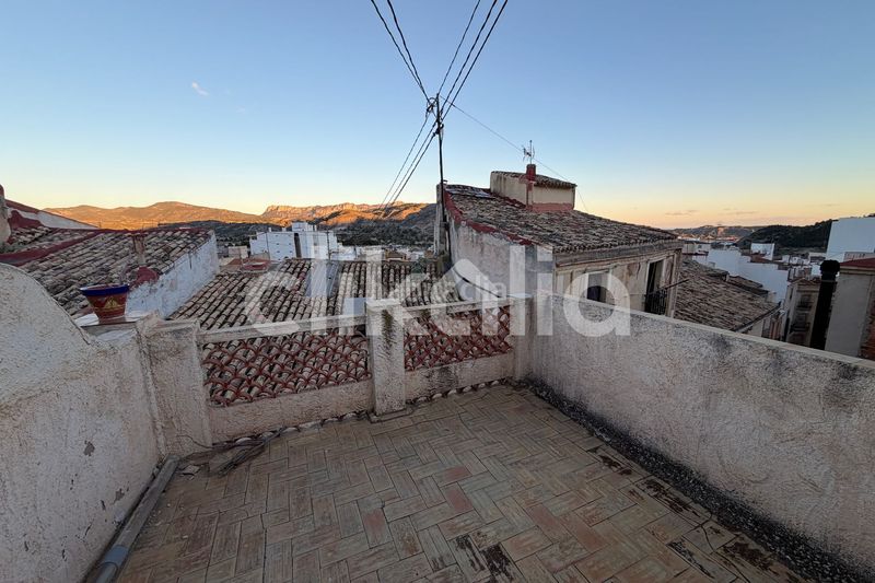 Foto 067206cd-b41a-4e95-b2e5-32c79cff93c7. Casa a Xixona