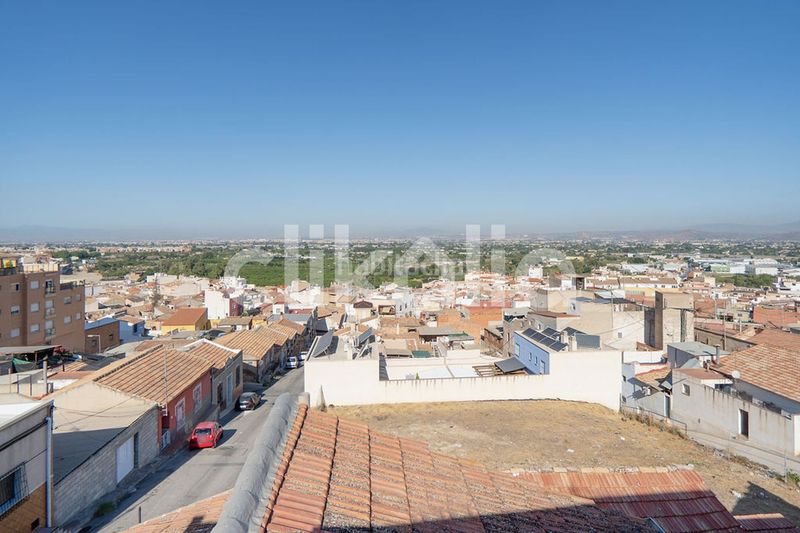 Foto a1e59746-4d9e-4ba6-8aed-7094b07cac2b. Casa amb aparcament a Torreagüera Murcia