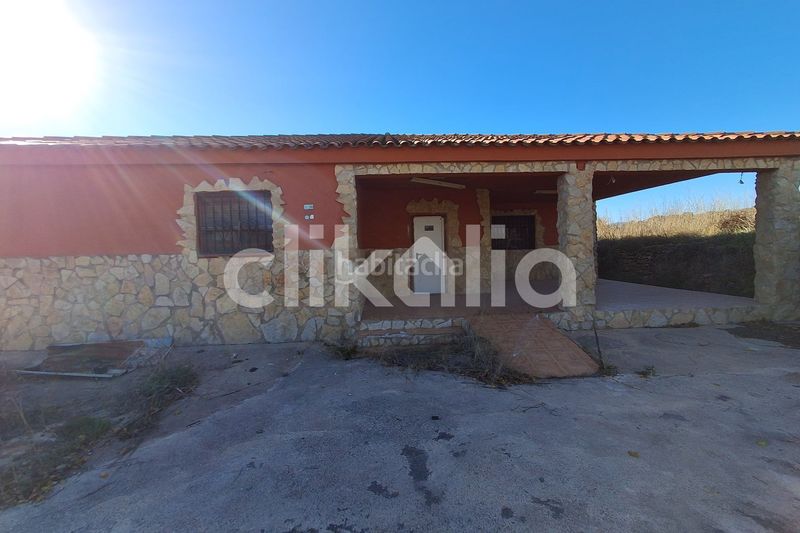 Foto 20a27a17-e0b2-4895-a013-9af1cf00cfb6. Masia amb aparcament a Alcora (l´)