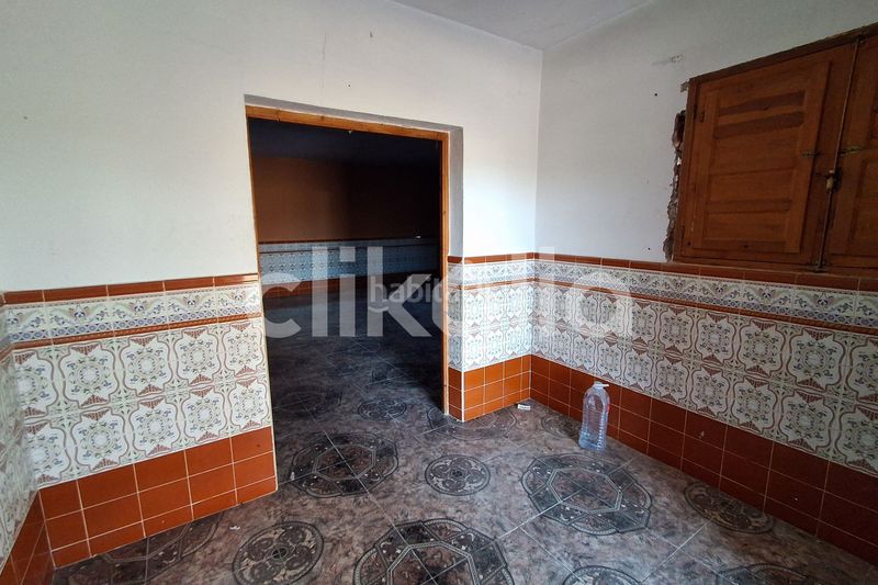 Foto 42f09368-e60f-42cf-b7ad-4f07c4f541ac. Masia amb aparcament a Alcora (l´)