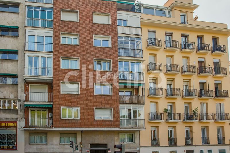 Foto b0738264-586e-4a50-86a4-e7b97e519012. Piso en Argüelles Madrid