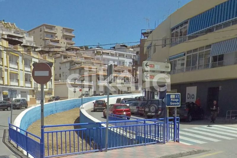 Foto 8115e742-8f56-402b-a5ca-b0ad433d9699. Casa adossada amb calefacció aparcament a Los Cármenes - Cerro Gordo Almuñécar