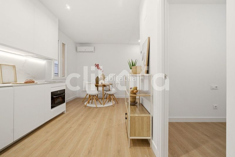 Foto 7c6fedec-d854-4fa2-a949-ec1333eadf0a. Piso en Arapiles Madrid