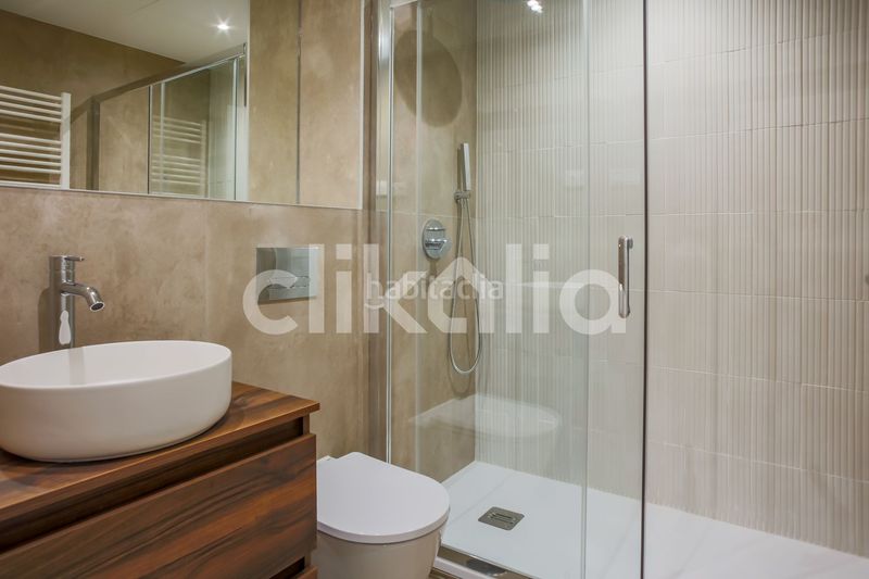 Foto 0afcab93-d711-4541-8b36-7952cc0aea4b. Pis amb aparcament a Castellana Madrid