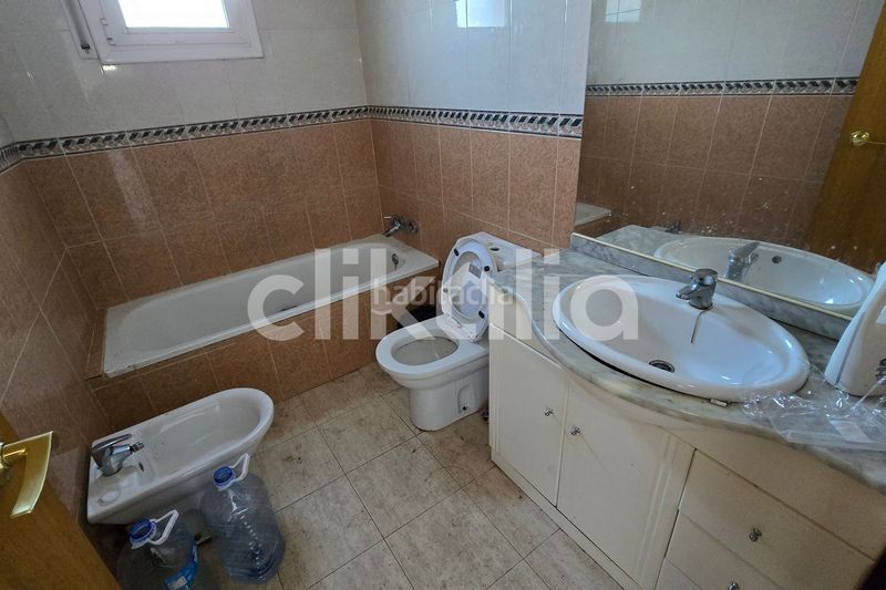 Foto 910313c1-4189-407b-8de8-cc63ea6221b5. Casa amb calefacció a Vallirana