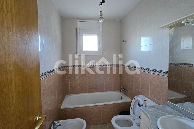 Foto 9f33475e-4649-4f78-a106-eea1e194519a. Casa amb calefacció a Vallirana