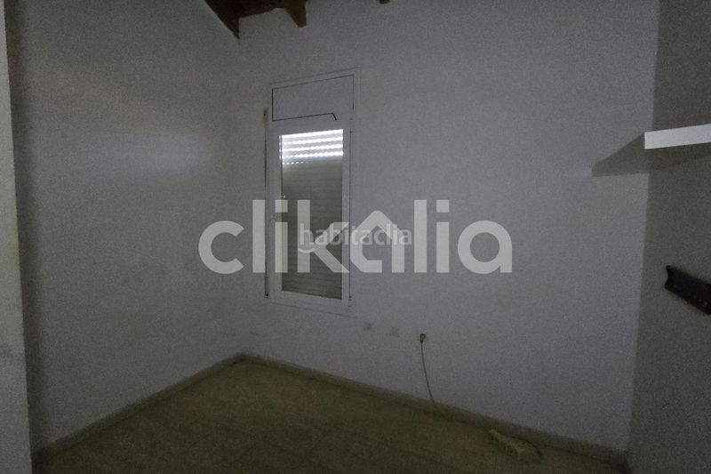 Foto f8cfb84d-2a4f-4515-b388-26a32c92f805. Casa amb calefacció a Vallirana