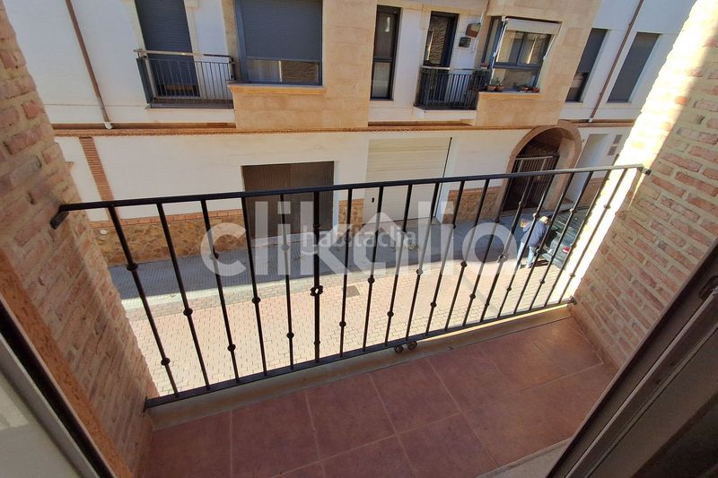 Foto ea3a43ac-9c9d-4056-8342-4af743a55488. Casa amb aparcament a Carlet