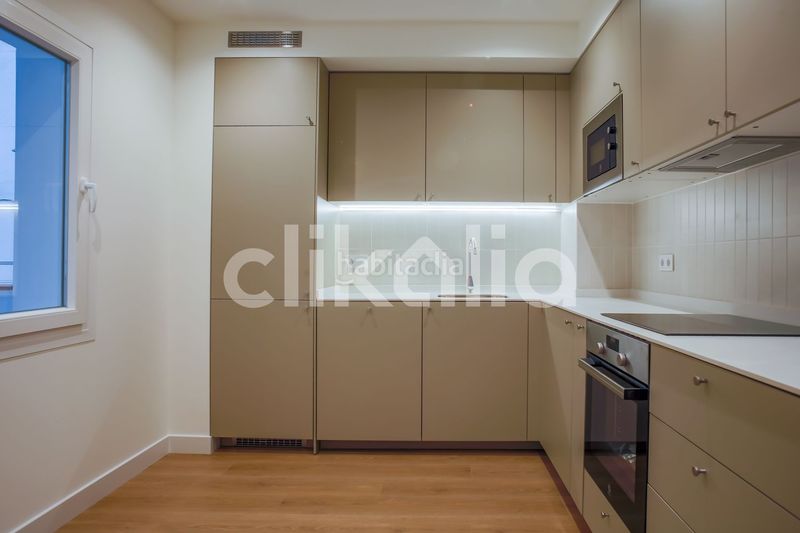 Foto c56cc70b-34e5-435c-9240-045f04411aca. Piso en Concepción Madrid