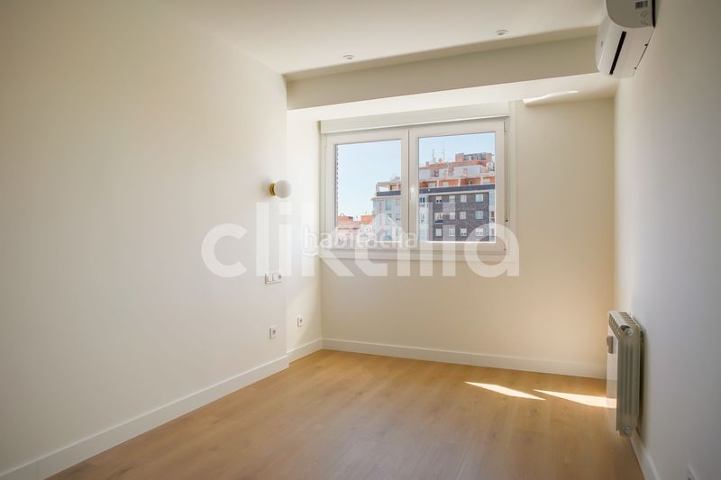 Foto d5446e44-1706-476e-aa6a-e0abd7fe6e53. Piso en Valdeacederas Madrid