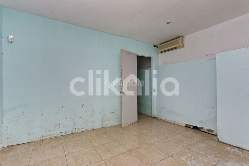 Foto 5adc1c80-57ce-40a2-9400-ca2772d725e0. Edifici a Santa Eulàlia Hospitalet de Llobregat (L´)