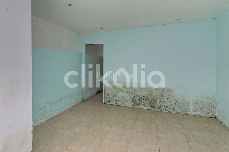 Foto 79875bfe-70b3-46de-960e-b51a072d4cd0. Edifici a Santa Eulàlia Hospitalet de Llobregat (L´)