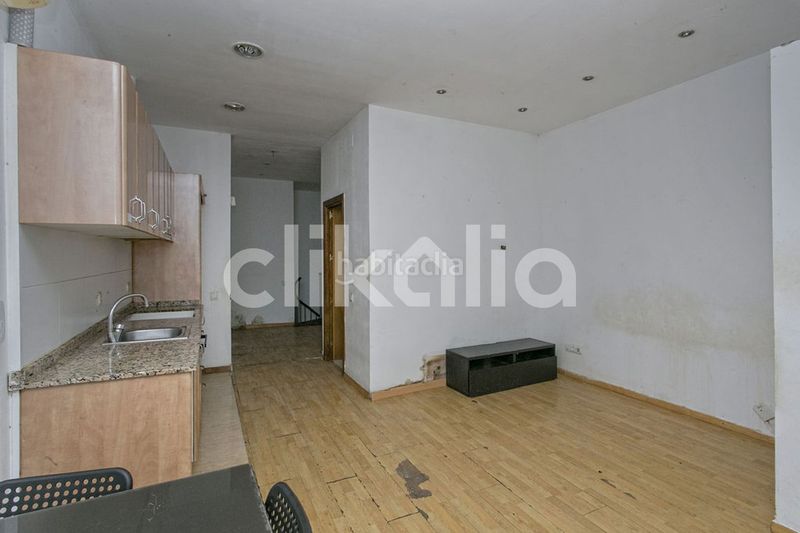Foto bccb803f-9c8a-42fa-9ceb-ee9f9b896dd6. Edifici a Santa Eulàlia Hospitalet de Llobregat (L´)