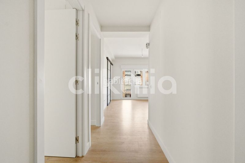 Foto ae147bc5-83c8-4b2b-87fc-500f6327b9b8. Piso en Vista Alegre Madrid