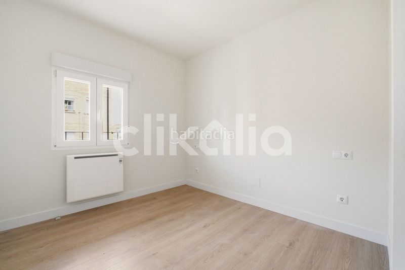 Foto c51a0379-ed7f-4ac2-a8cd-b914249264cc. Piso en Vista Alegre Madrid
