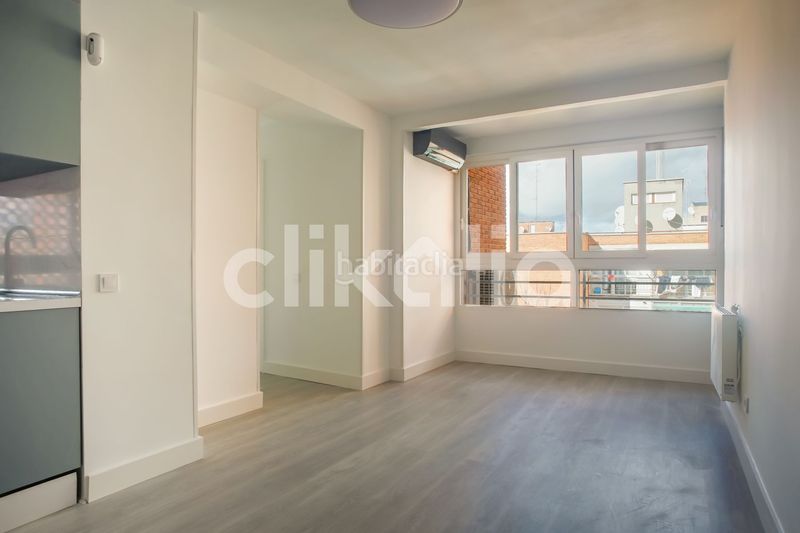 Foto f193f002-28a5-4dee-99e8-9a380297f3ee. Rent flat in Centro Móstoles