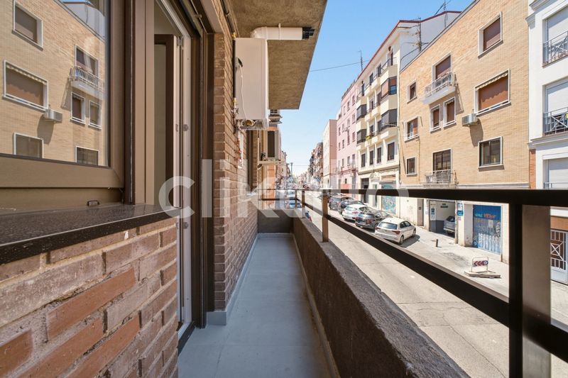 Foto 4216e6d5-4e28-4461-8e6b-569c38281c08. Pis amb calefacció a Bellas Vistas Madrid