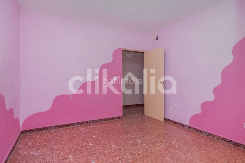 Foto 5fec959c-ff00-4bb3-9334-dadfbded218c. Casa amb aparcament a Torreblanca Sevilla