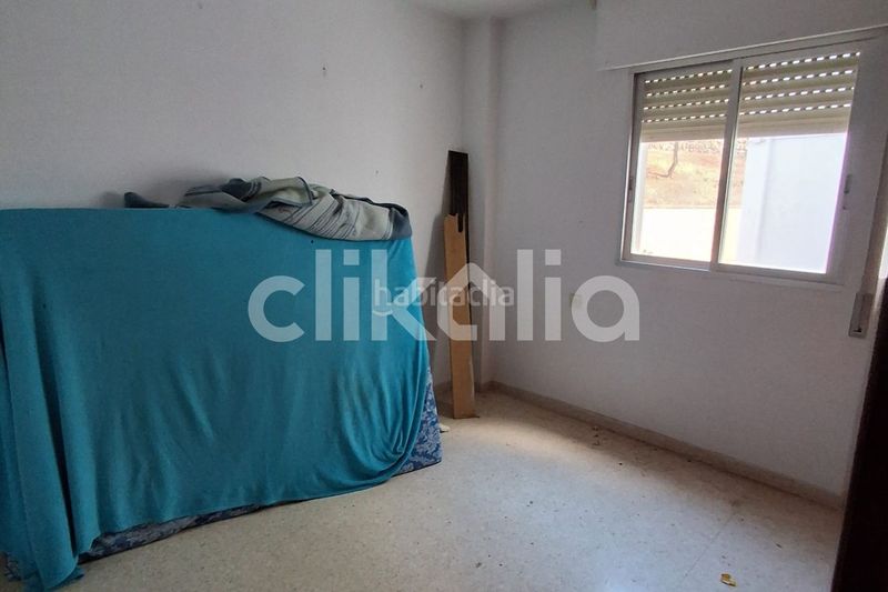 Foto feabbd74-fc94-4ae0-bbd7-96126e25900f. Pis a Periana