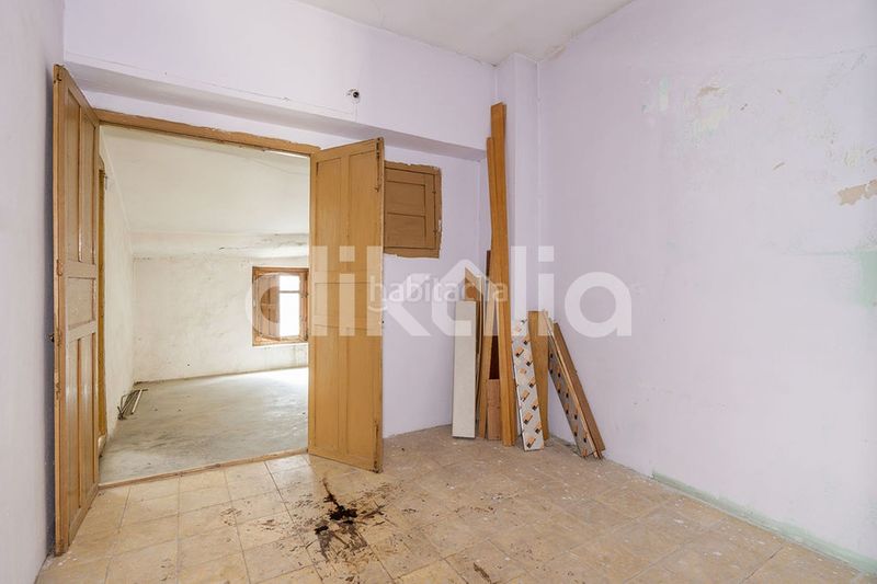 Foto fc6e8cc4-71dd-4d28-90c8-e870ecd9de74. Casa amb calefacció a Baza