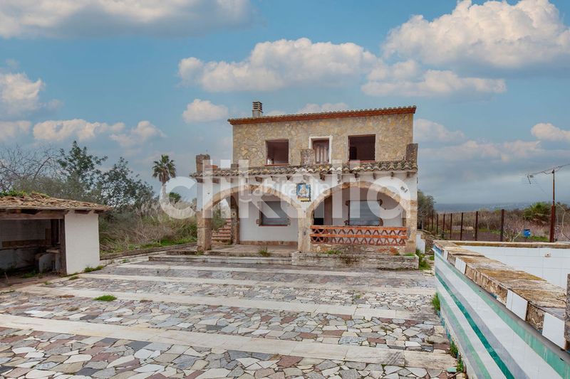 Foto 8cbd5818-80b0-4802-a8ee-c2efd4230af8. Casa amb aparcament piscina a Oliva pueblo Oliva