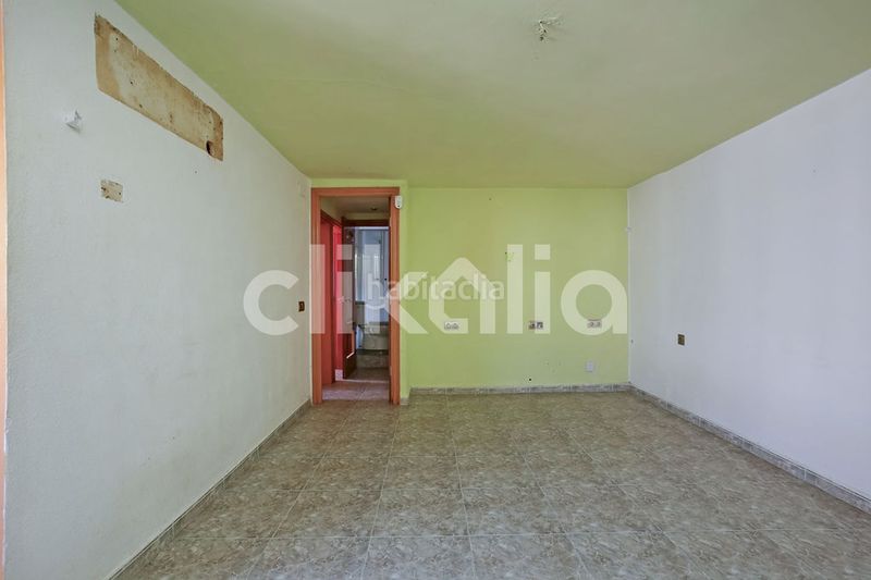 Foto f9ae3ce5-3aae-4089-a401-ea607e14433a. Pis a Els Merinals Sabadell