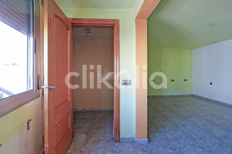 Foto fdf6c0e0-6d77-4326-8ba9-ec49a3915b8e. Pis a Els Merinals Sabadell