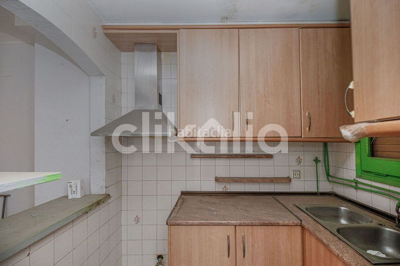 Foto 2d6293a4-2163-4f6b-828f-599aae4e1cb7. Casa amb piscina a Sant Maurici Empuriabrava