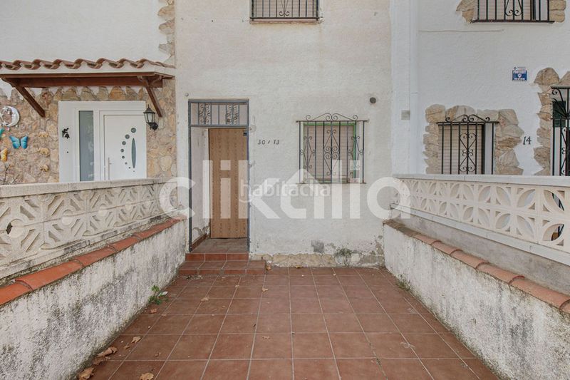 Foto 79ac8414-82dd-46cb-a000-4c398b5901d6. Casa amb piscina a Sant Maurici Empuriabrava