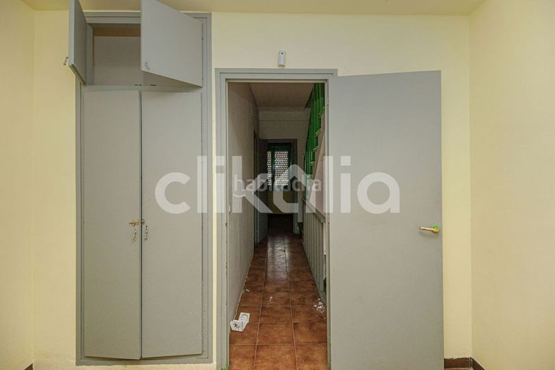 Foto b296c543-ae32-44dd-b030-6c345341da77. Casa amb piscina a Sant Maurici Empuriabrava