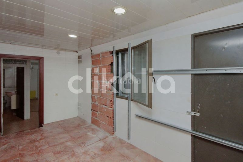 Foto d2ceed96-f6ab-42a2-8406-00b42e66a75b. Casa adossada a La Plana del Pintor Sabadell