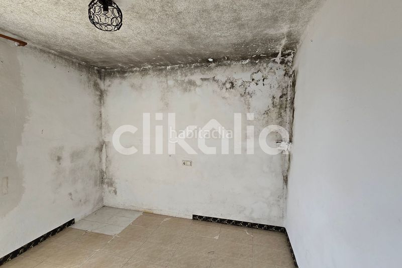 Foto cac8adb0-91dd-456d-9289-9fa5bbe050f6. Pis a Alcanar