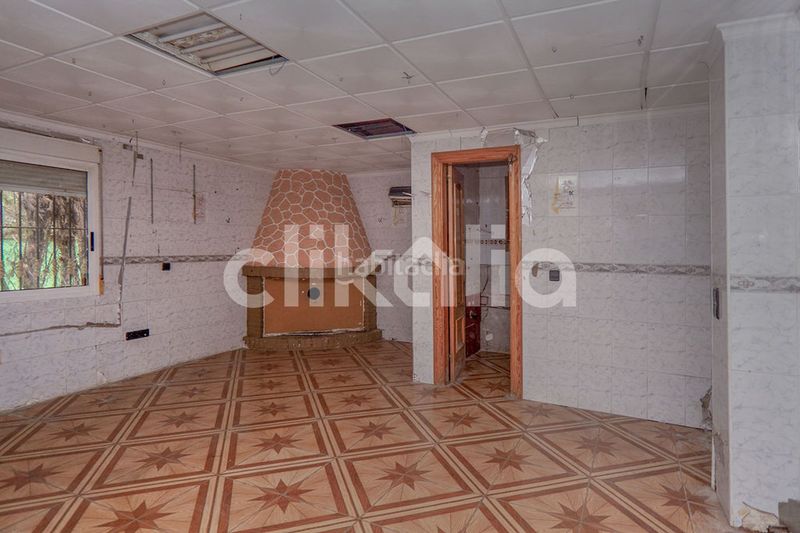 Foto bce3e3fd-cb3c-4b23-bccb-6ce2952a71a3. Casa amb calefacció aparcament a Torres de Cotillas (Las)