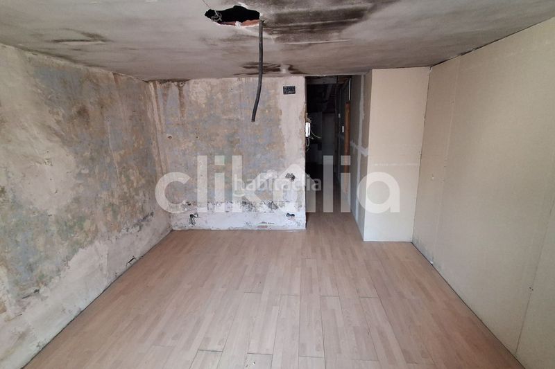 Foto d686030e-2b19-4528-b9a8-d9dcc0316bca. Pis a Vallmoll