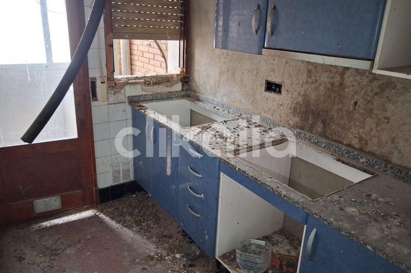 Foto e2b70587-a1b5-4f49-bd69-5ad8b1eaf777. Pis a Capellades