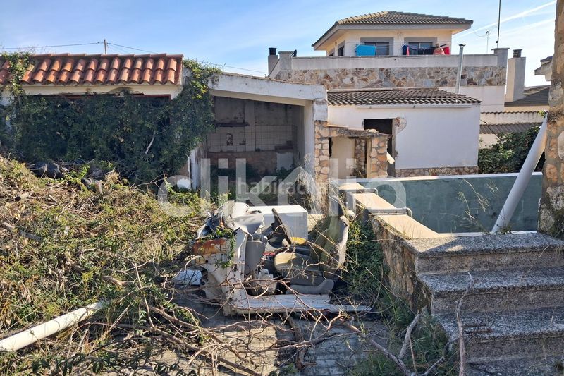 Foto f810c574-1499-432b-94cf-6a7da477ffcb. Casa amb piscina a Montmell (El)