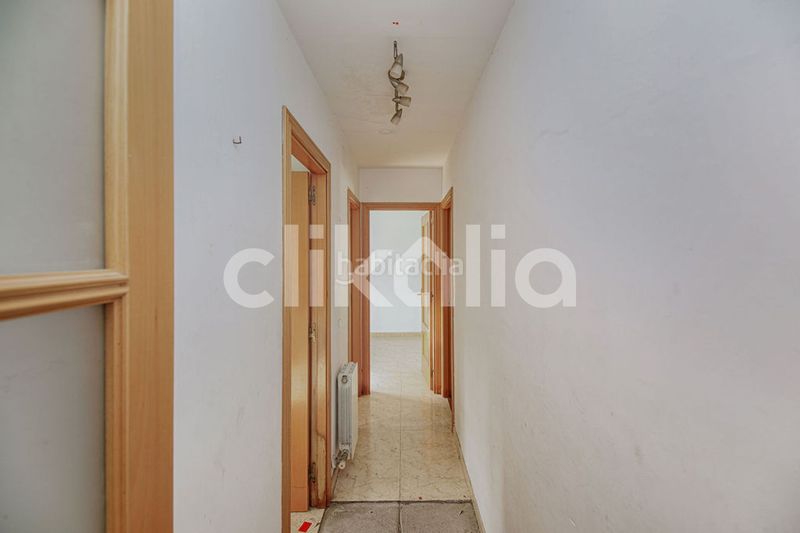 Foto 8b2b3c69-cc1f-4775-bedc-324d0d7a6e2c. Casa amb calefacció aparcament a Aiguaviva Parc Vidreres