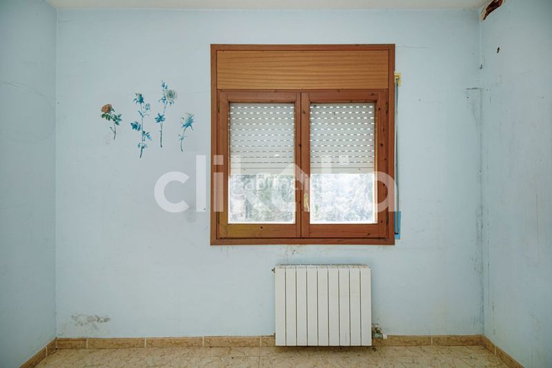 Foto e8fa7977-3eee-4332-afce-4f8025cabf98. Casa amb calefacció aparcament a Aiguaviva Parc Vidreres