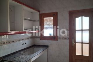 Etagenwohnung in Baza