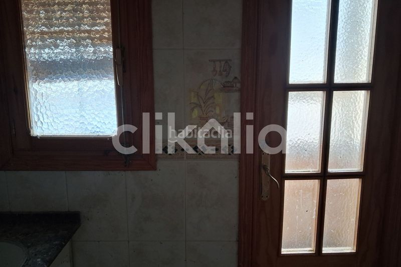 Foto 4f1a1cfb-14d0-42a2-a5d8-290eec8ec07a. Pis a Baza