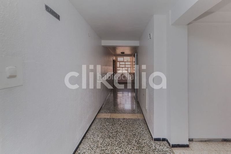 Foto af048da5-c3a5-4461-9e12-52a45ce2a7e4. Pis a La Chanca - Pescadería Almería