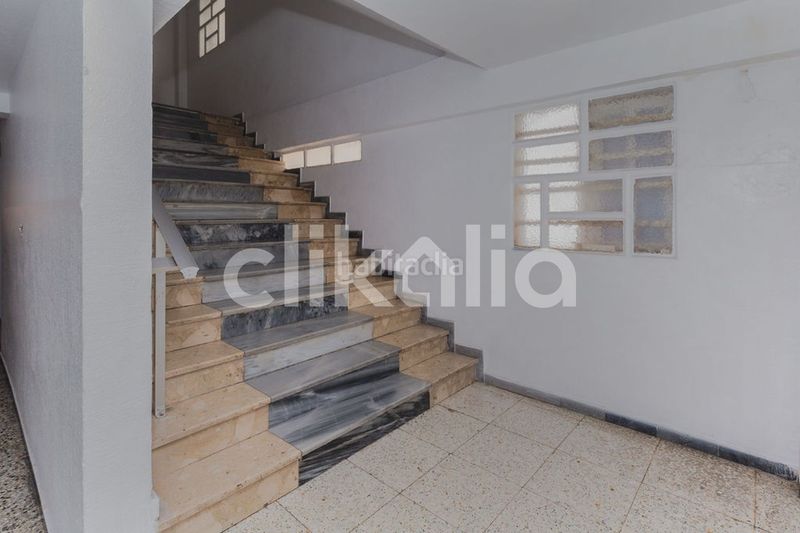 Foto e3369a49-9cda-4a7a-95f1-f7c59e43b4c6. Pis a La Chanca - Pescadería Almería