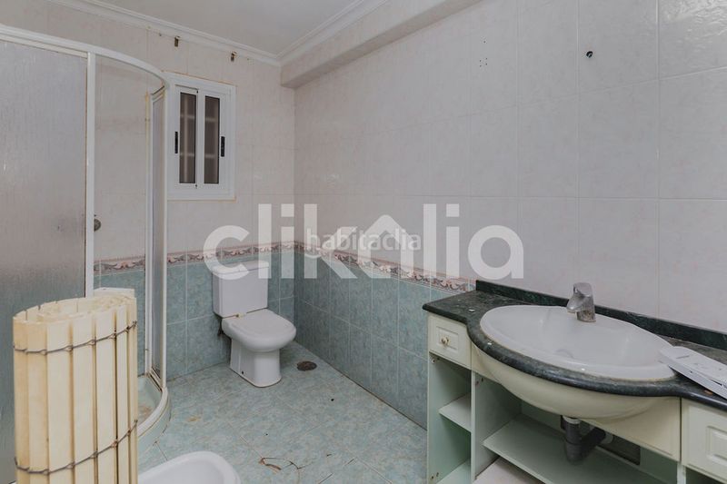 Foto ea14c4d3-85a1-48c3-a080-d8123d7e6e31. Pis a La Chanca - Pescadería Almería