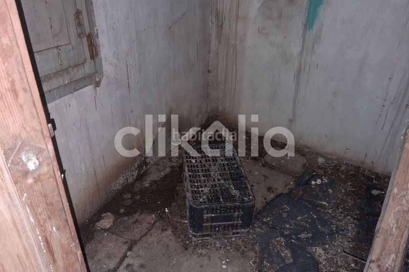 Foto cce97d84-6d1a-4241-a22e-30a12140d803. Casa amb aparcament a Corbins