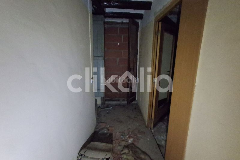 Foto e8d4192f-d9c5-491c-b84a-35a976f87b52. Casa amb aparcament a Corbins