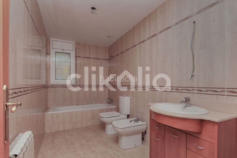 Foto 00fa6bfc-b5e6-4526-8a63-12dfcafdd0cc. Pis amb calefacció aparcament a Valls