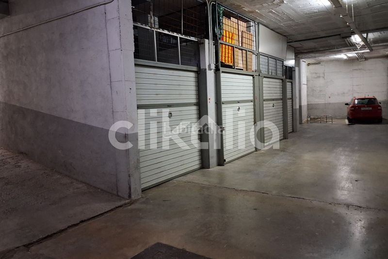 Foto 14a43935-6dd2-42fa-be18-ff047344fb61. Pis amb calefacció aparcament a Valls